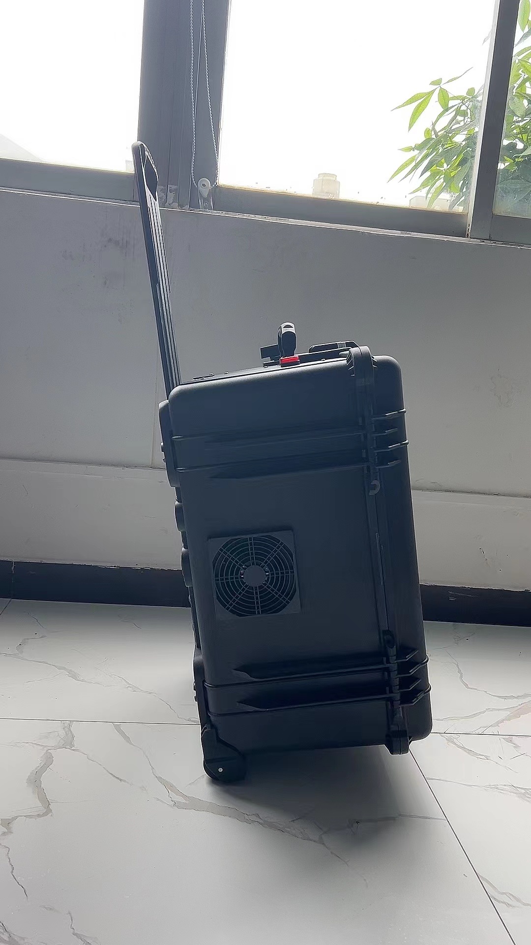 汪场镇手拉箱型移动通信干扰器